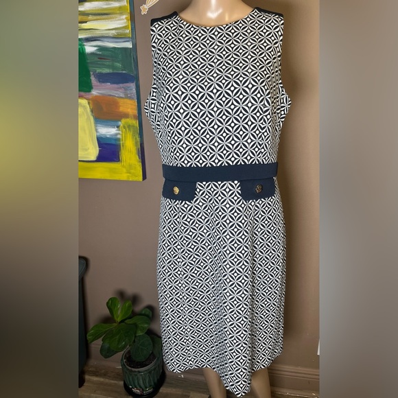 Tommy Hilfiger Women Sleeveless High Neck Colorblock Pockets Sheath Mini Dress 8 - Picture 4 of 17